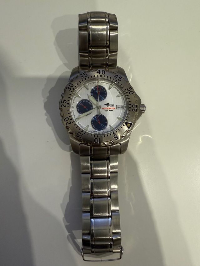 reloj lotus 15009/Q