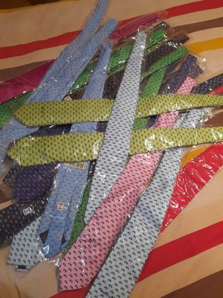 Corbatas 100% seda sin estrenar