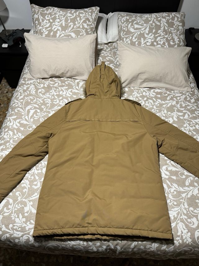 Abrigo Angelo Litrico