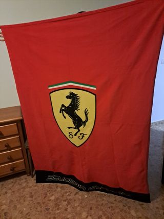 Manta polar Ferrari