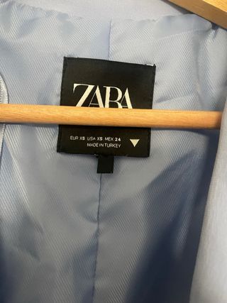 Traje oversize azul clarito Zara