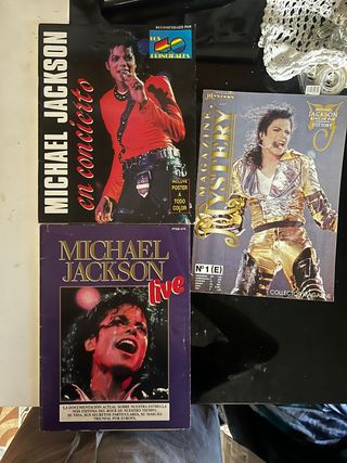 3 revistas Michael Jackson con póster