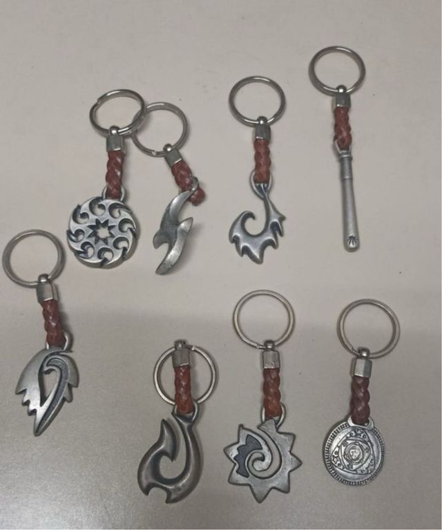 Llaveros casi regaladoooo!! mas de 1500unidades id