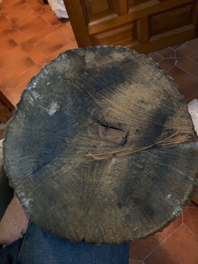 Escultura madera Pensador