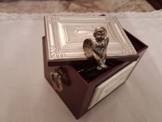 Joyero con ángel