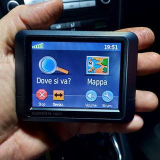 Navigatore Garmin Nuvi 205