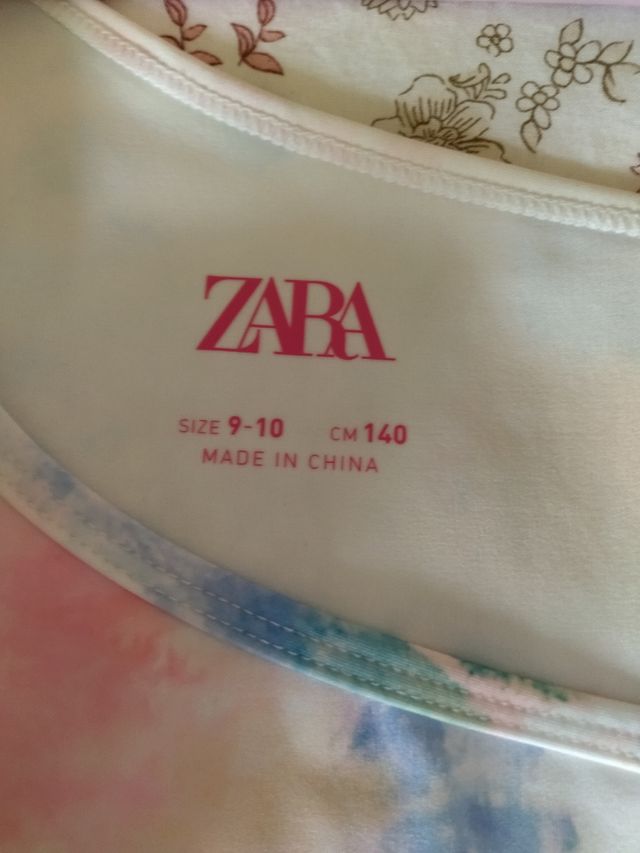 Top de niña de Zara