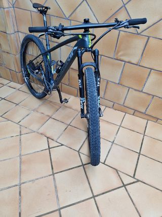 BICICLETA MTB 29 CARBONO