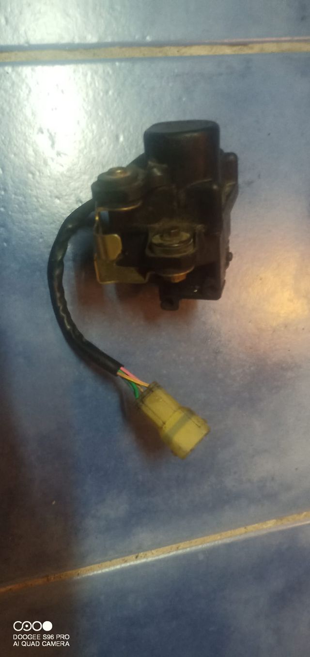 Motor valvula de escape CBR1000RR 2005