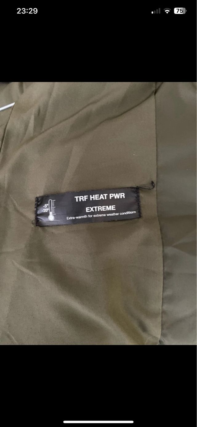 Chaquetón verde acolchado ZARA