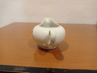 🇬🇧 Lechera de porcelana inglesa