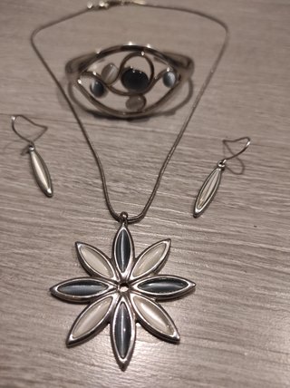 Conjunto colgante pendientes y pulsera