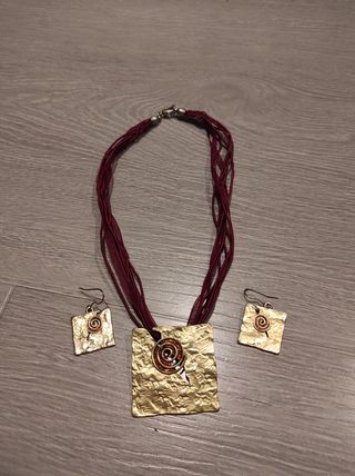 Conjunto colgante y pendientes