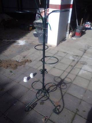 Macetero de 8 tiestos