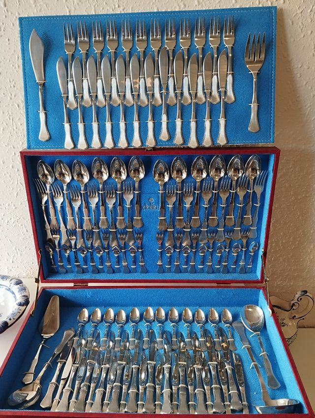 Cubertería DALIA Nueva a estrenar