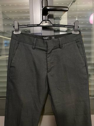 Pantalón Gris 