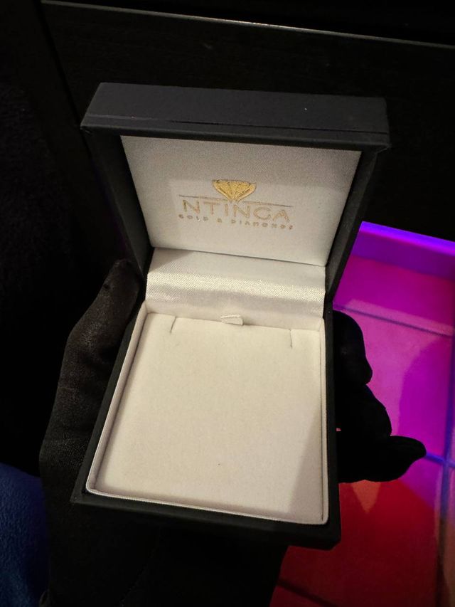 Nero Scatola NTINGA Gold a Diamonds