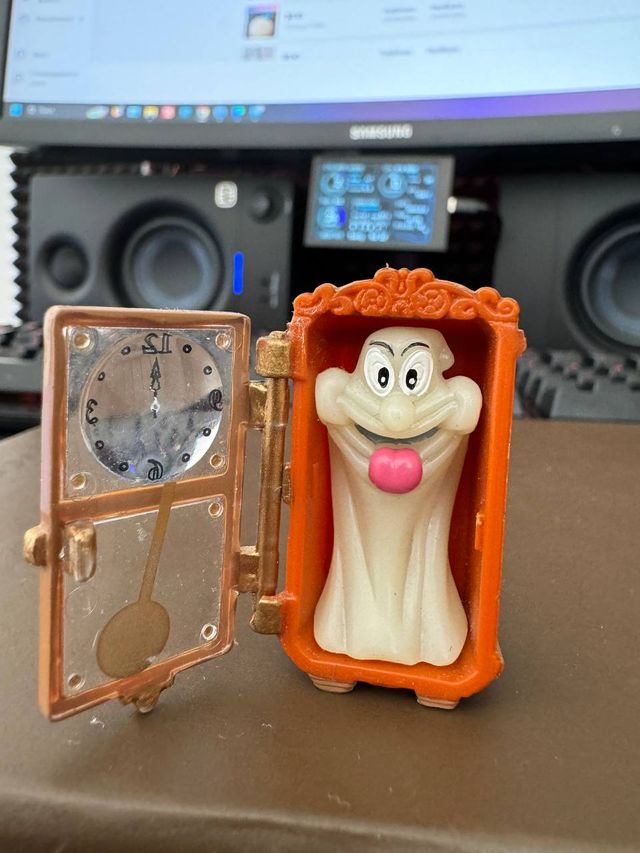 Vintage Kinder Figure Fantasma