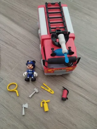 Mickey Mouse bombero