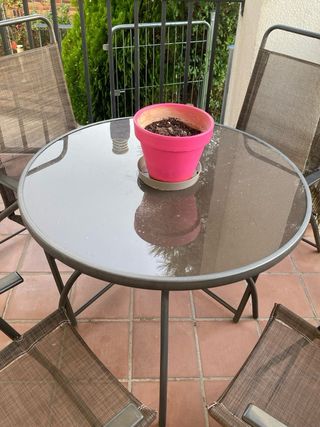 mesa de jardin redonda