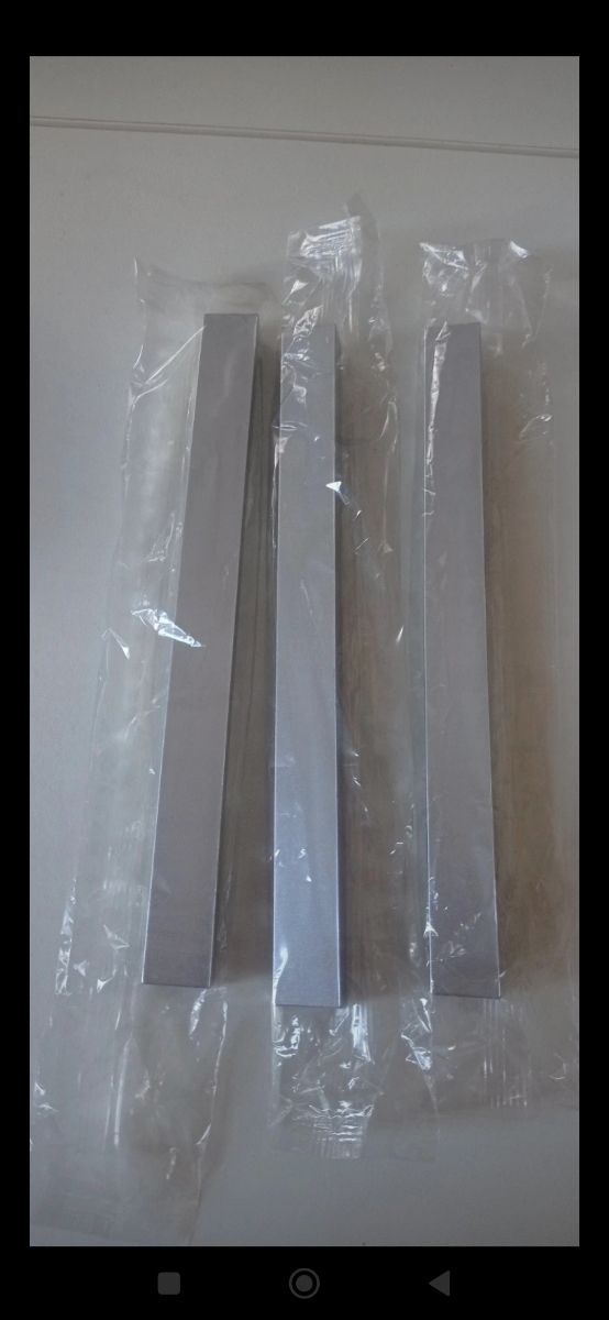 Maniglie per guardaroba