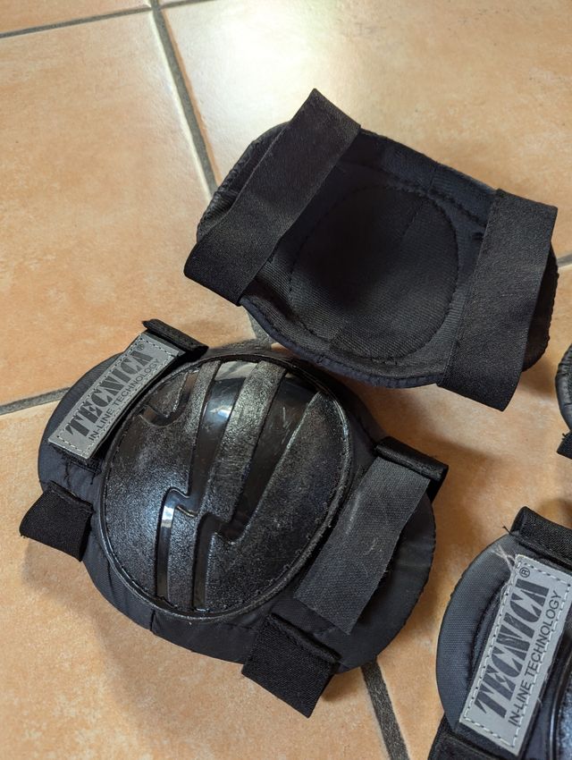 Ginocchiere, gomitiere e paramano