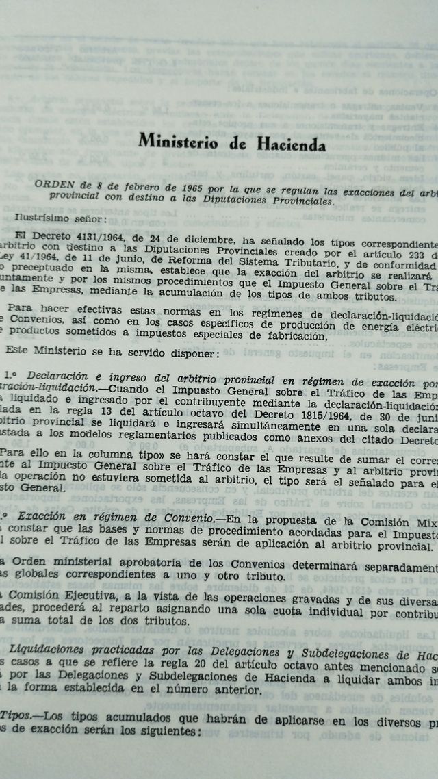 Libro reforma tributaria franquista