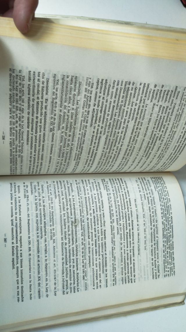 Libro reforma tributaria franquista