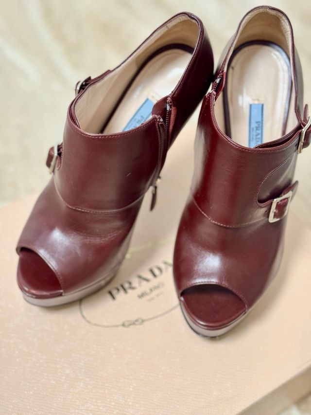 Prada zapatos