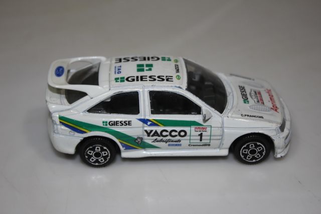 BURAGO FORD ESCORT RS COSWORTH 1/43