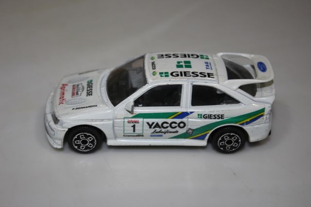 BURAGO FORD ESCORT RS COSWORTH 1/43