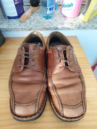 Zapatos Fluchos marrones talla 41