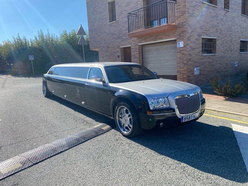 Chrysler 300 C 2010 - foto 1