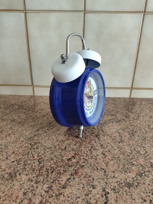 Reloj despertador del Real Madrid.