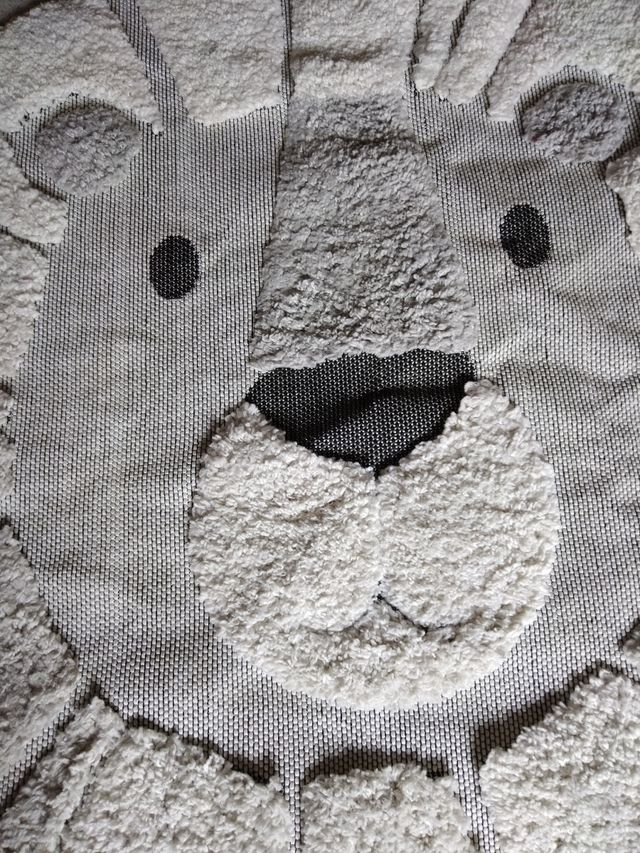 Alfombra habitación de bebé