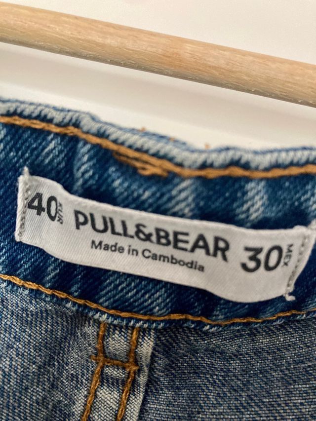Pantalón tejano Mom Pull&Bear