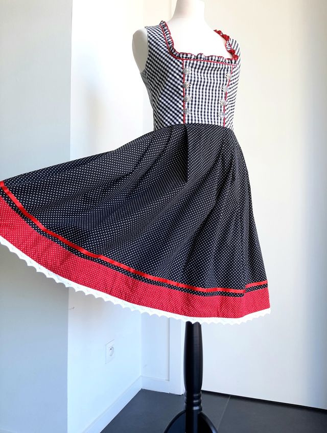 Vestido Tradicional Tirolés Birkhahn