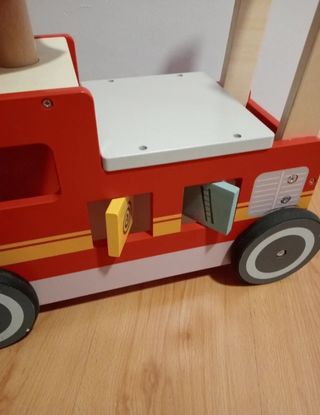 Correpasillos de madera