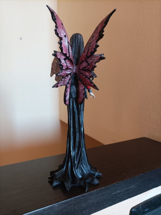 Les Alpes fata con gufo