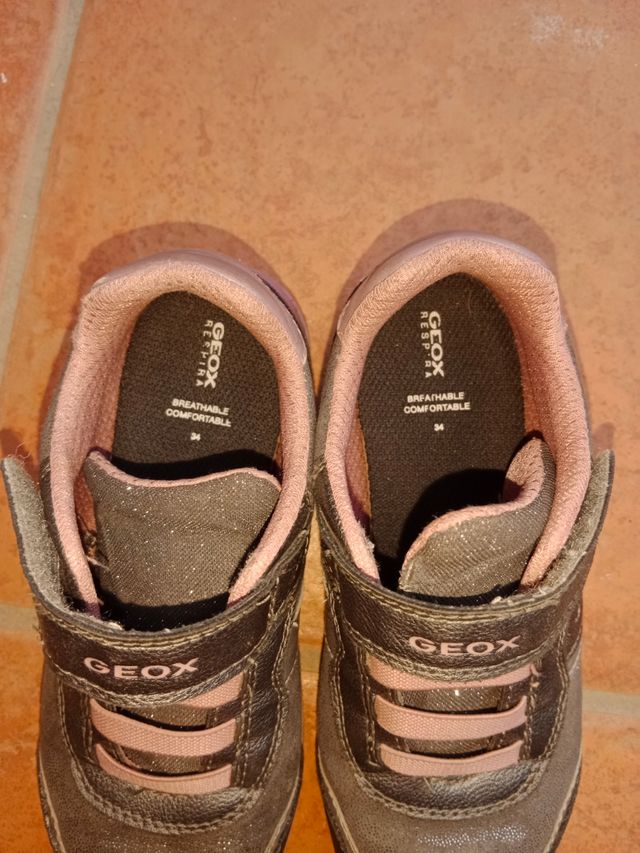 Lote Deportivas niña