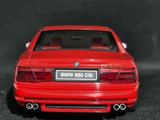 BMW 850 CSI 1/18 Otto