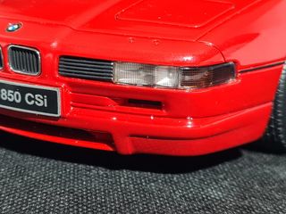 BMW 850 CSI 1/18 Otto