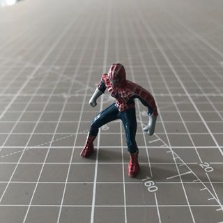 Hulk y Spiderman Marvel mini figuras, 2003 y 2004