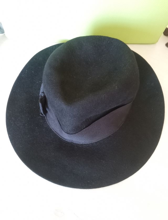 Cappello feltro nero