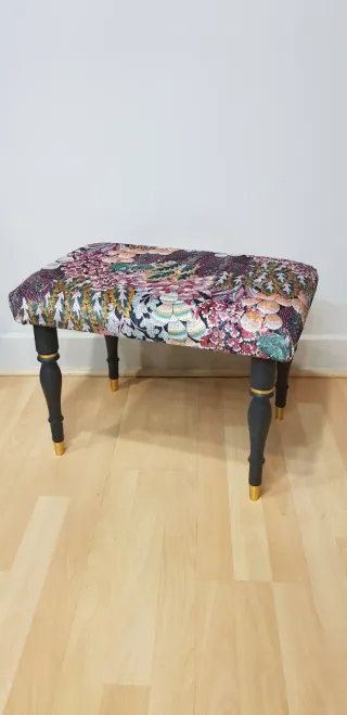Banqueta tapizada vintage dormitorio o pie de cama