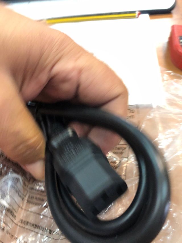 Cable conectar red corriente 220v