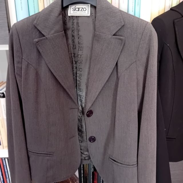 Due giacché donna al prezzo di una