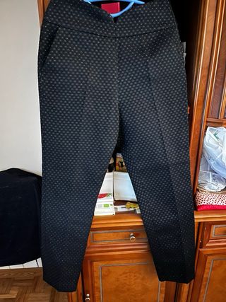 Pantalon pitillo NAF NAF