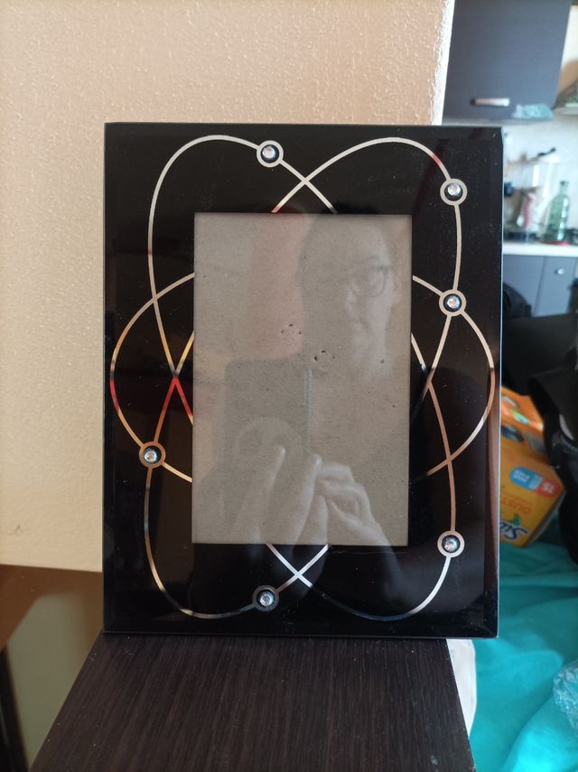 Cornice portafoto nera e strass