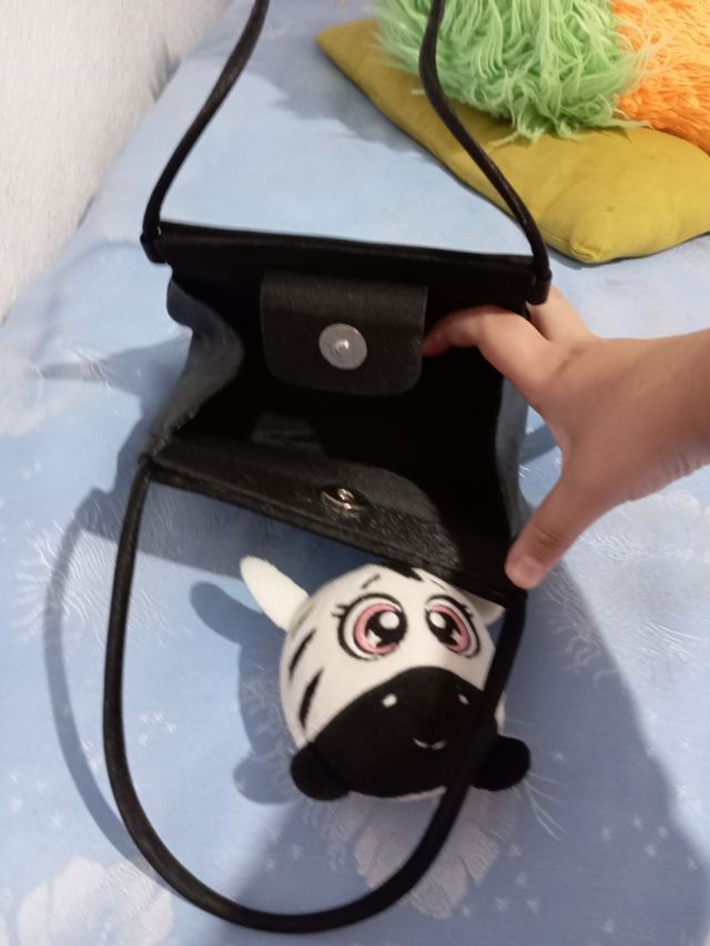Bolso de niña